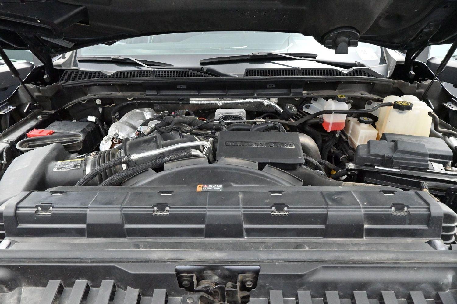 Used 2024 Titanium Rush Metallic GMC AT4X image 40