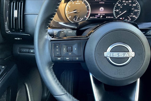 Used 2022 Silver Nissan SV image 13