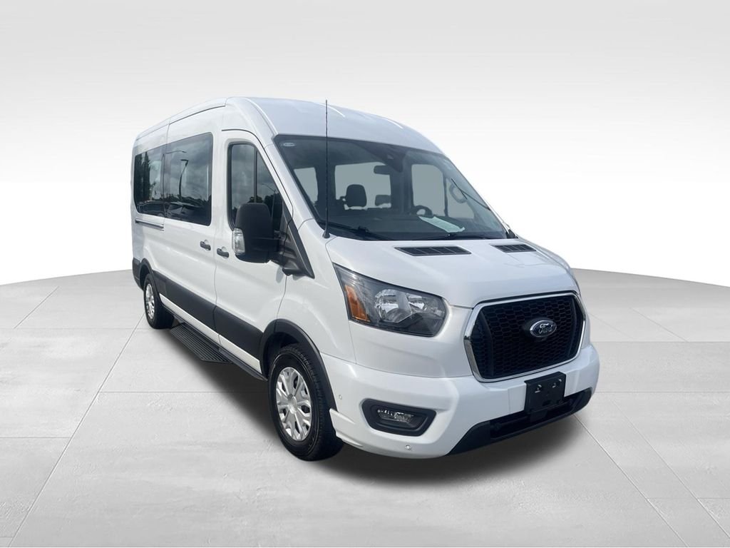 Used 2023 White Ford XLT image 6