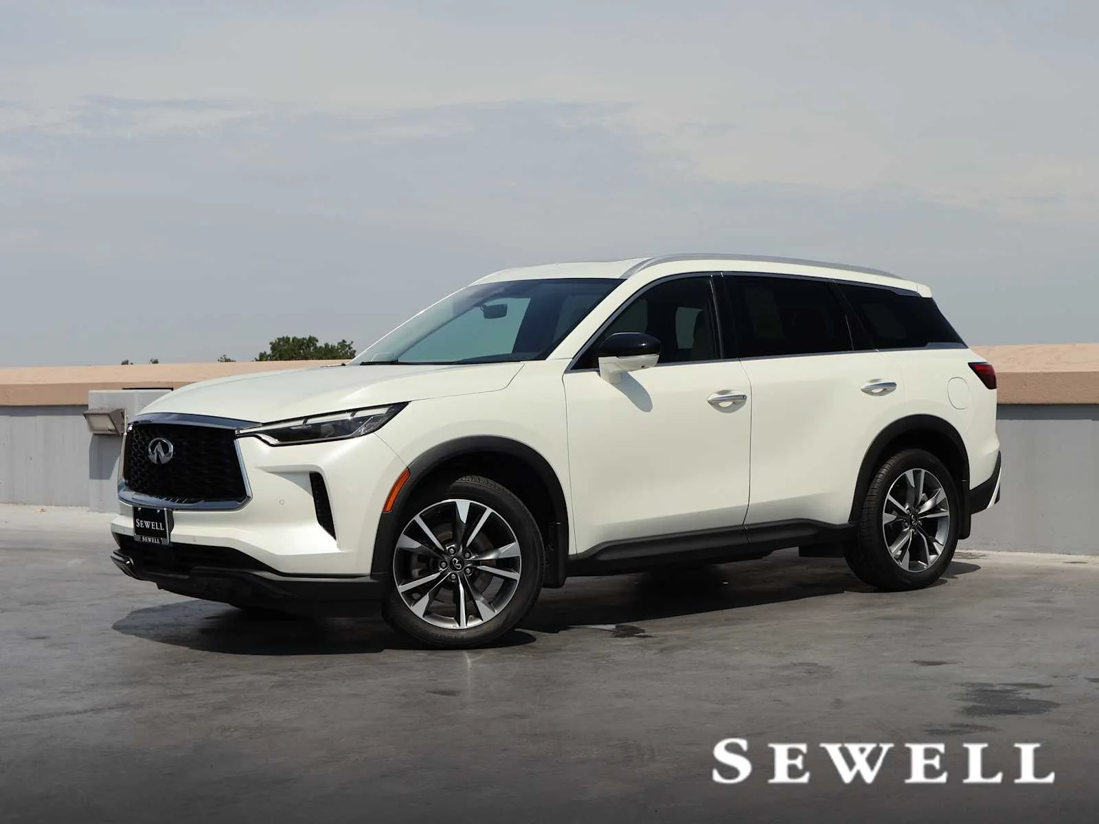 2023 INFINITI QX60 LUXE