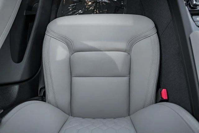 New 2026 Crystal White Volvo Plus image 27