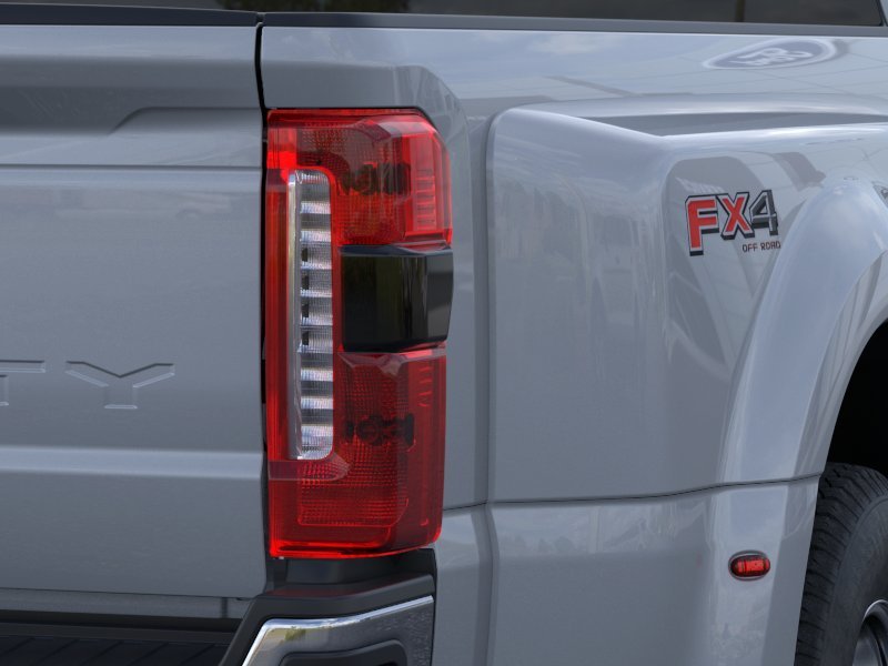 New 2026 Glacier Gray Metallic Tri-Coat Ford F-350® Lariat® image 21