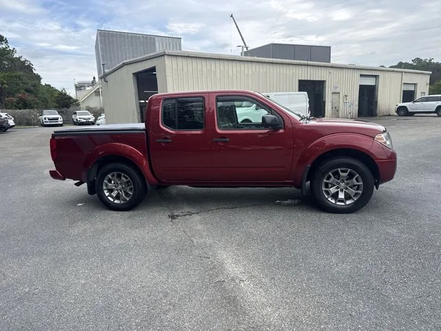 Used 2020 Red Nissan SV image 4