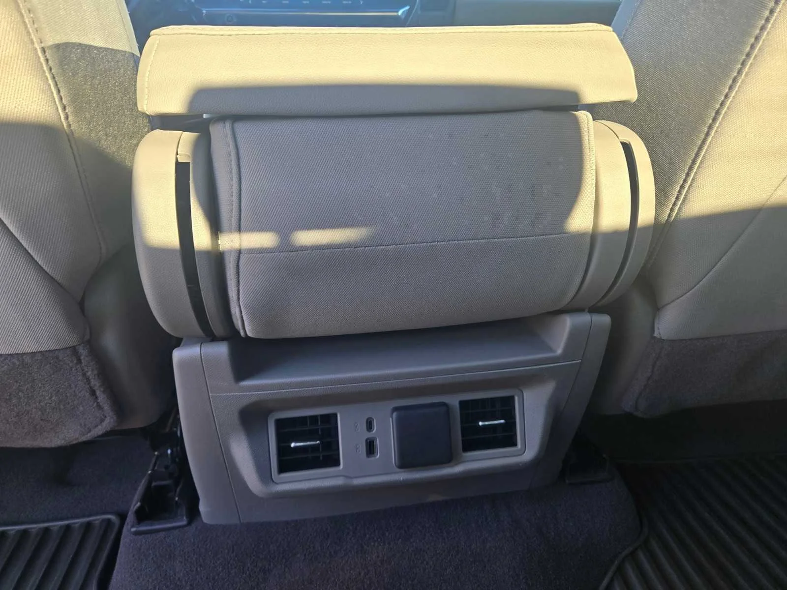 Used 2026 Summit White Chevrolet LT image 15