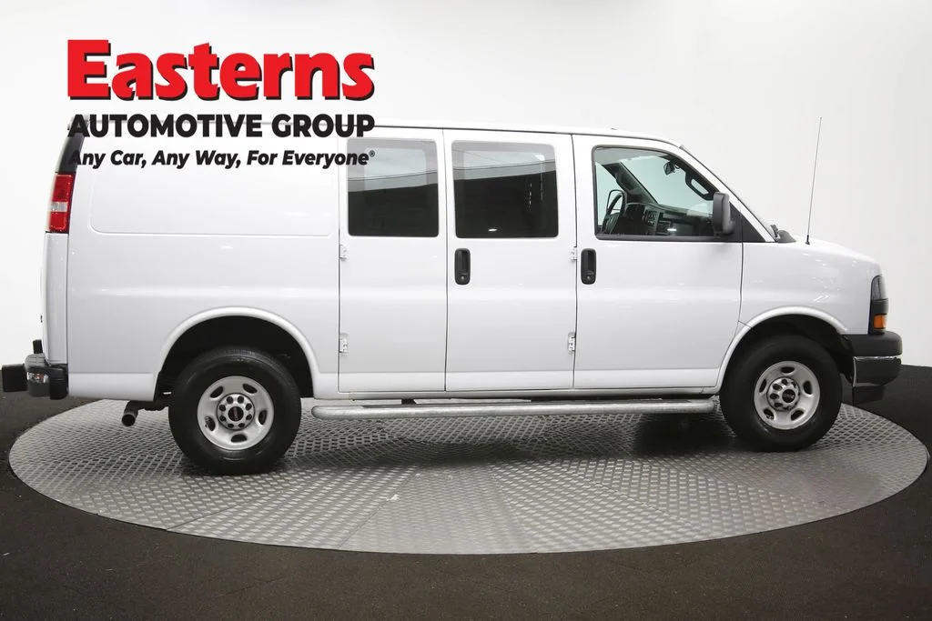 Used 2024 White GMC Work Van image 41