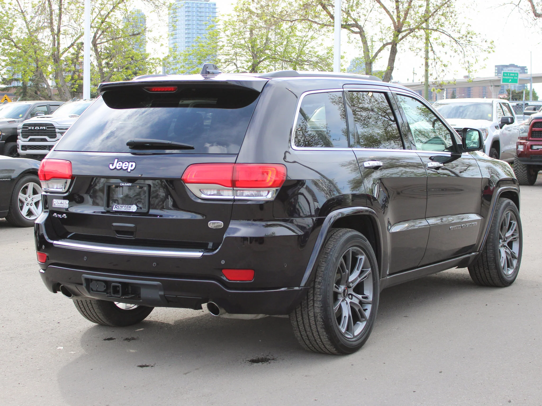 Certified Used 2021 Purple Jeep Overland * No Accidents | V6 | Heated/Vented Seats | Adaptive Cruise | Remote Start | 3M PPF image 17