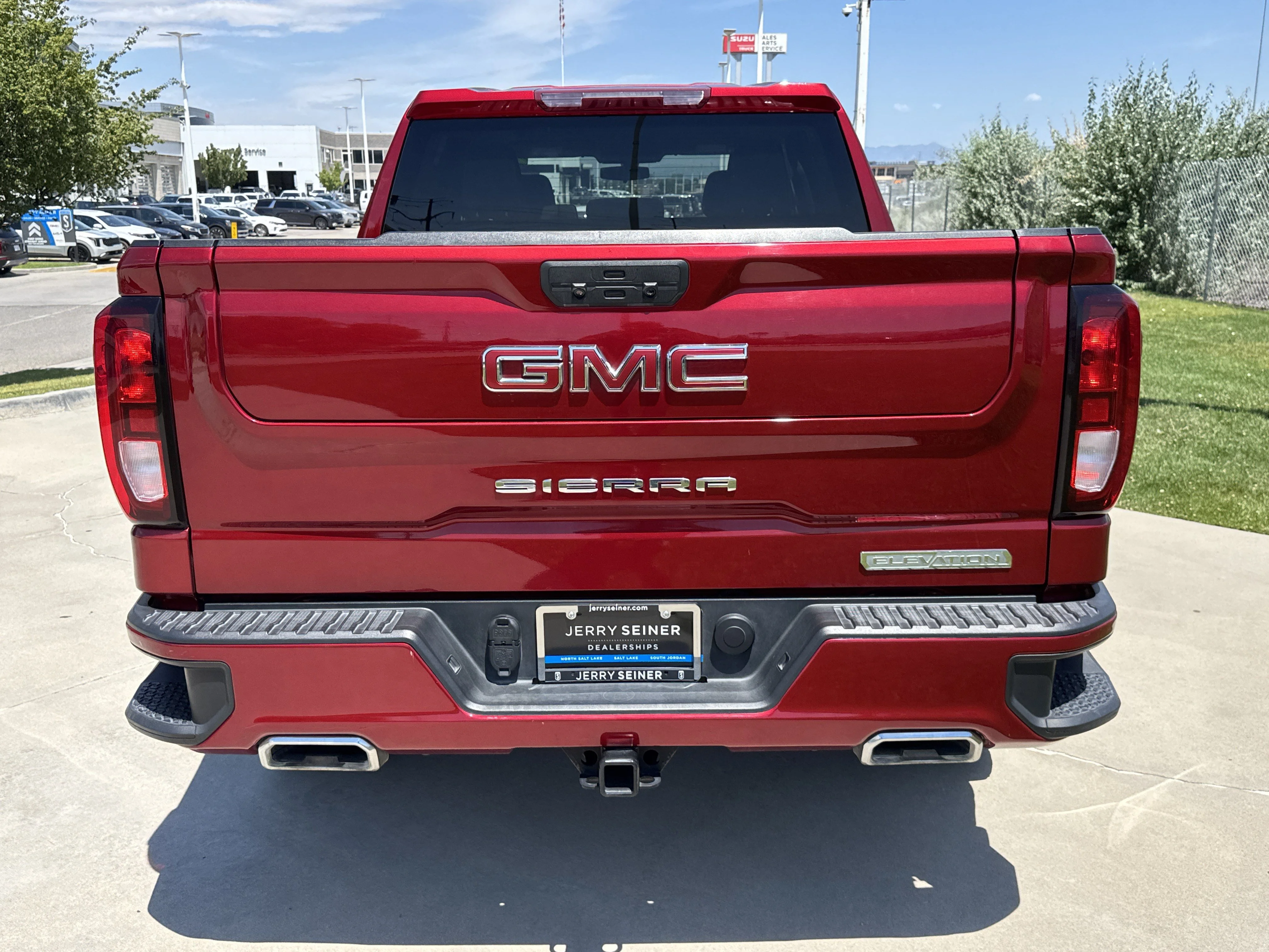 Used 2021 Cayenne Red Tintcoat GMC Elevation image 5