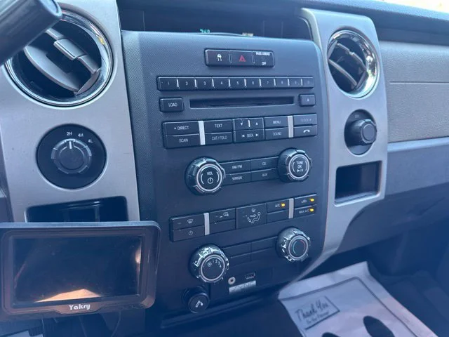 Used 2010 Gray Ford XLT image 17
