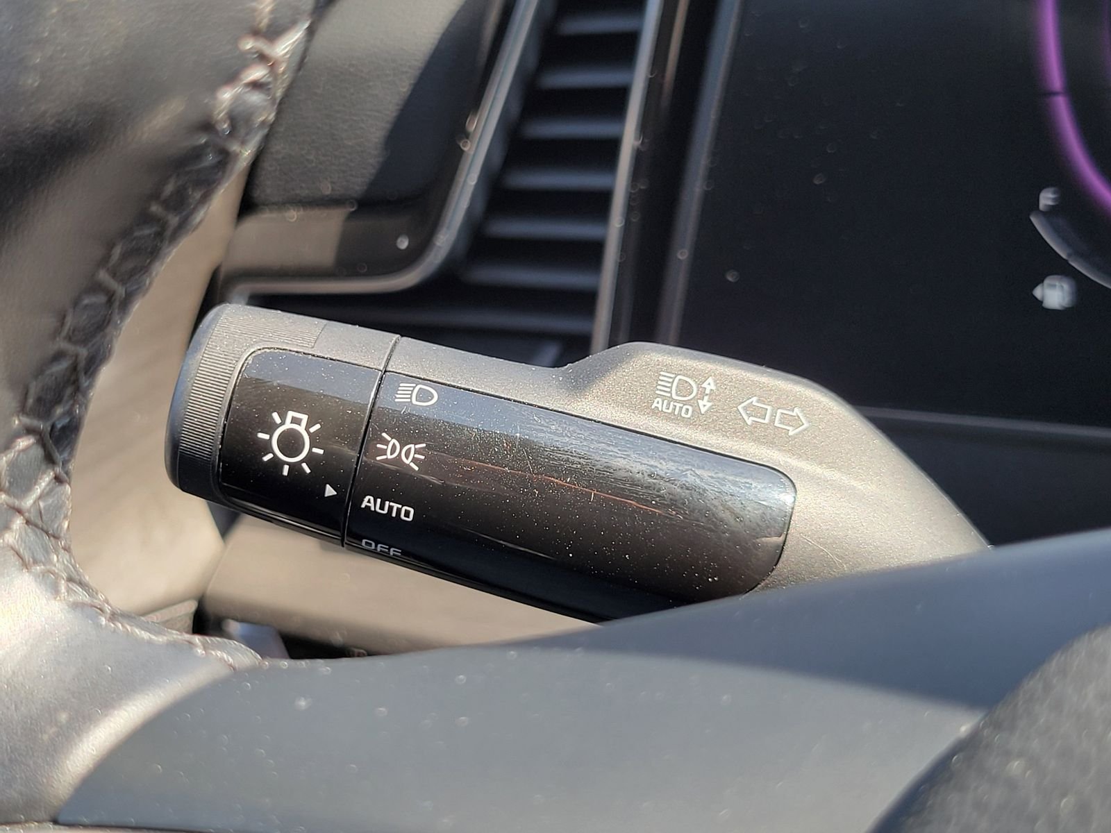 Used 2024 Gray Kia X-Line image 18