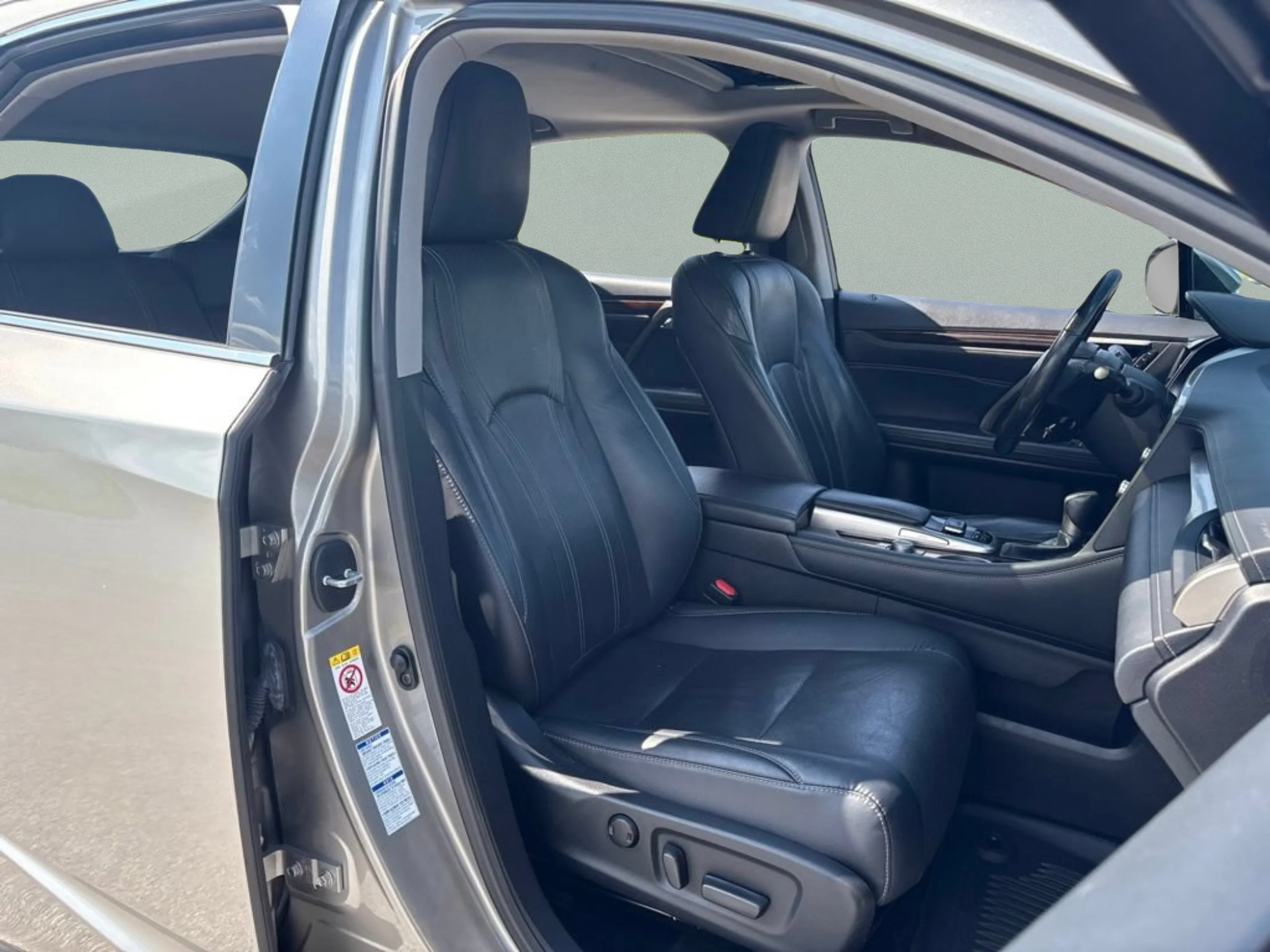 Used 2019 Silver Lexus 350 image 31