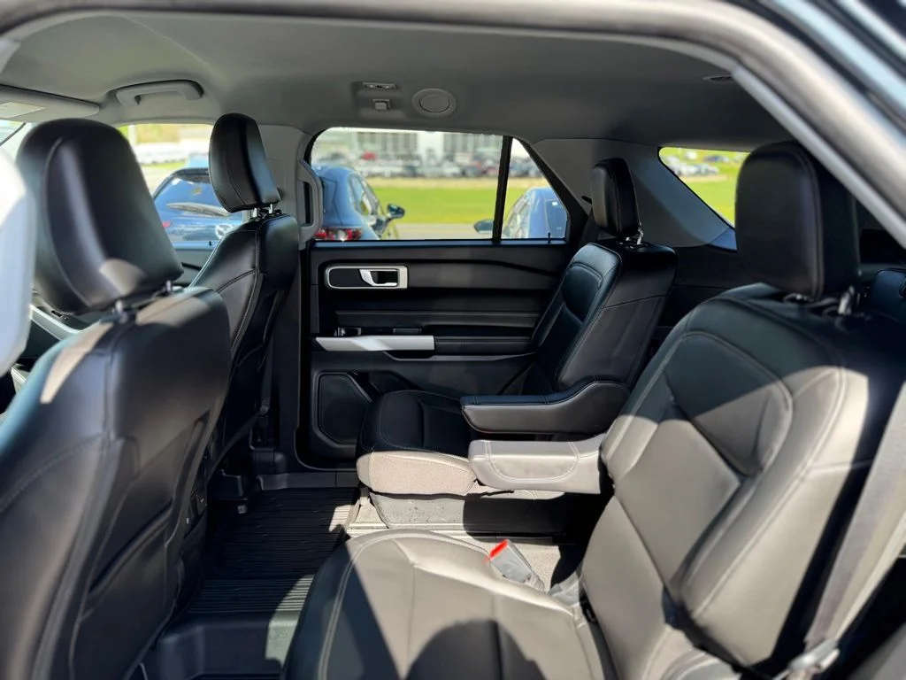 Used 2022 Blue Ford XLT image 7