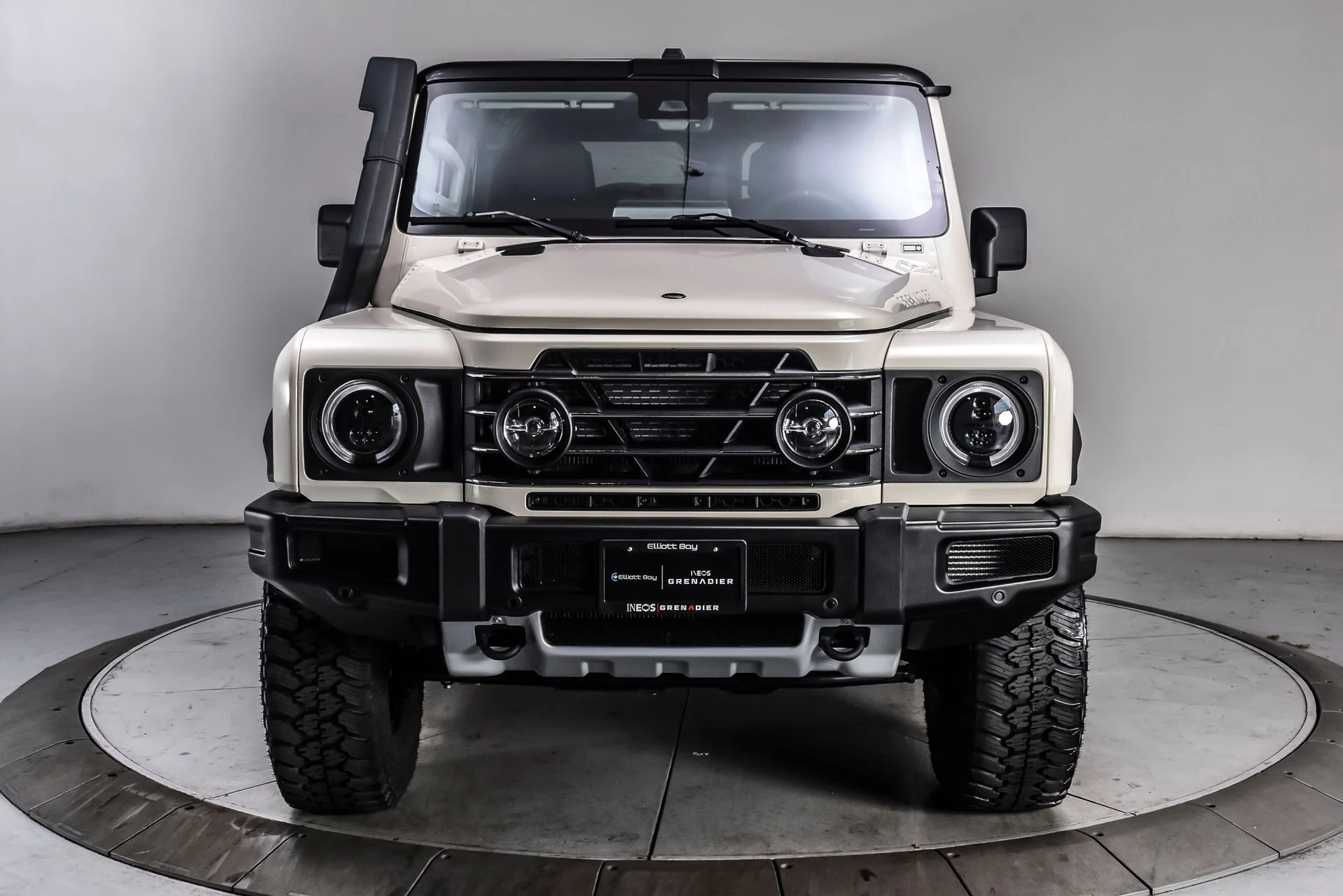 New 2026 Scottish White INEOS Trialmaster Edition image 2