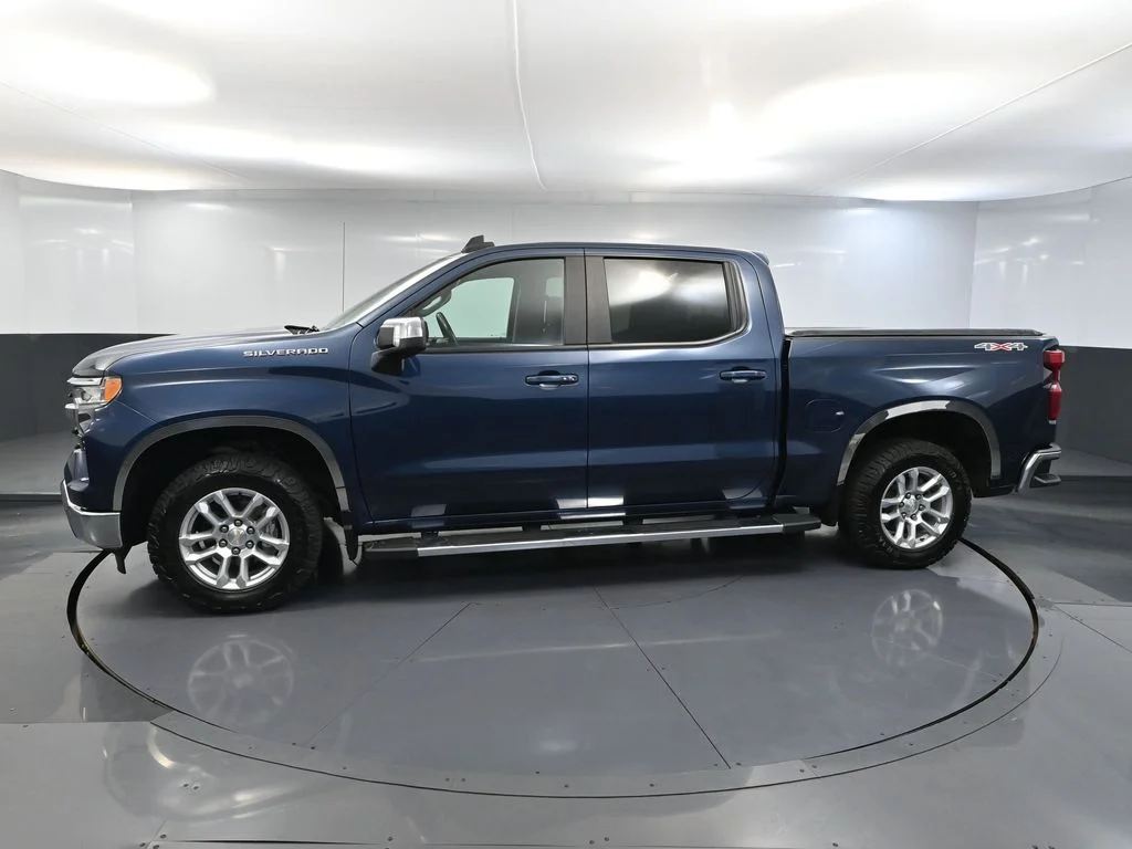 2022 Chevrolet Silverado 1500 LT - Photo 12