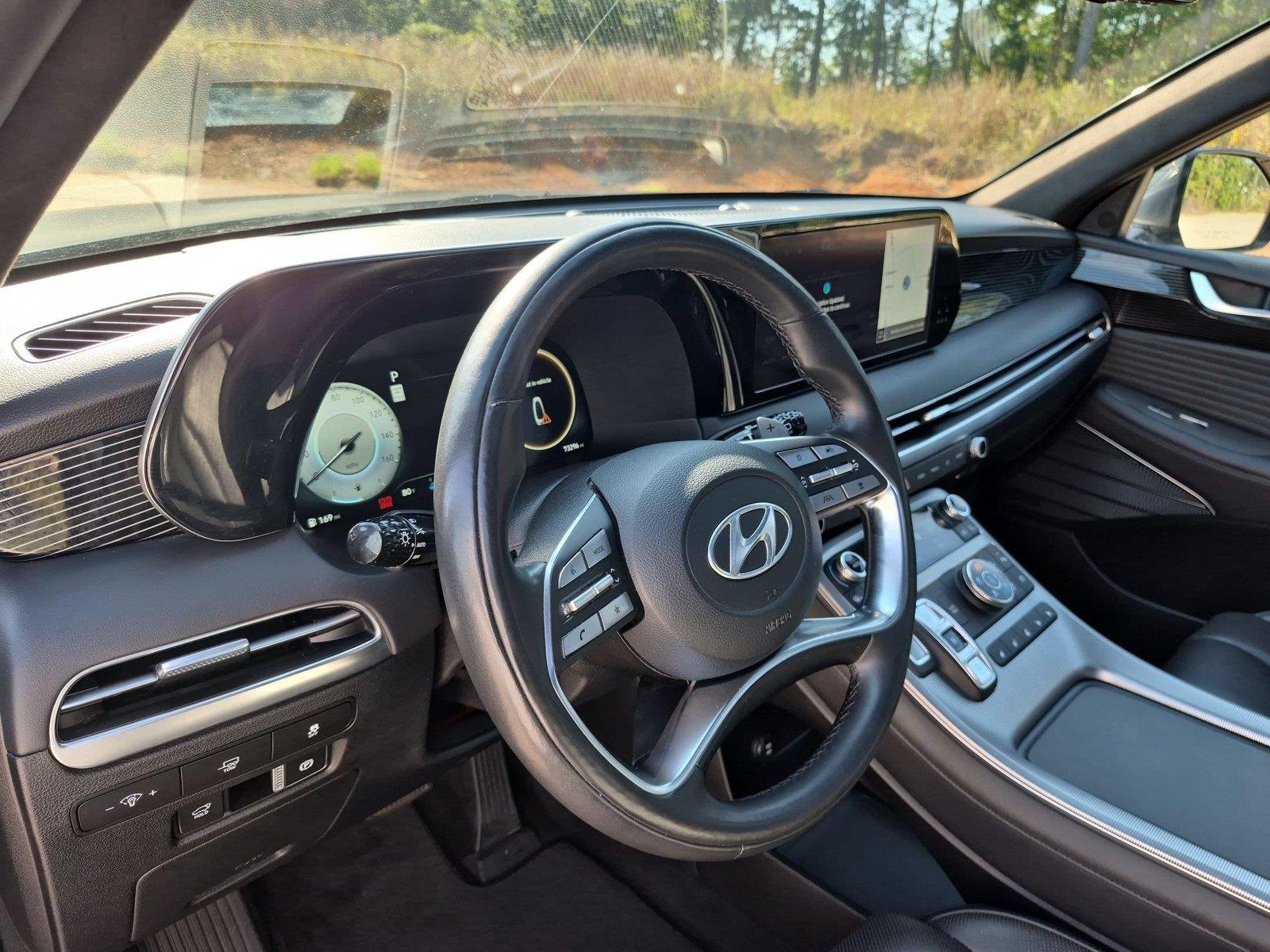 Used 2023 Robust Emerald Hyundai Calligraphy image 18
