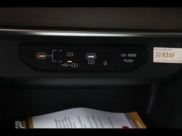 2026 Kia Carnival EX - Photo 16