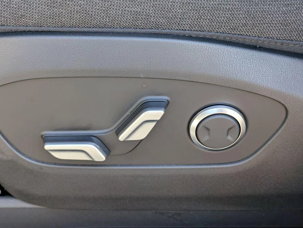 2026 Hyundai IONIQ 9 SE - Photo 22