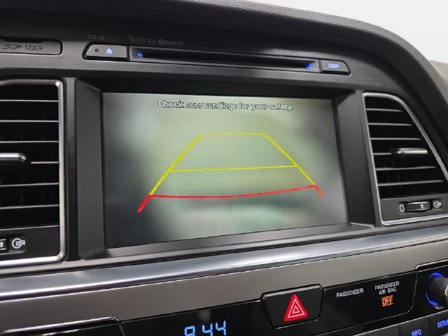 Used 2015 Gray Hyundai Sport 2.0T image 22