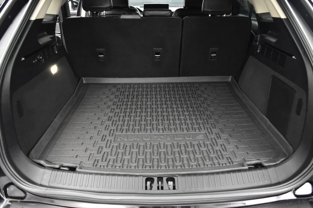 Used 2023 Black Lincoln Standard image 23