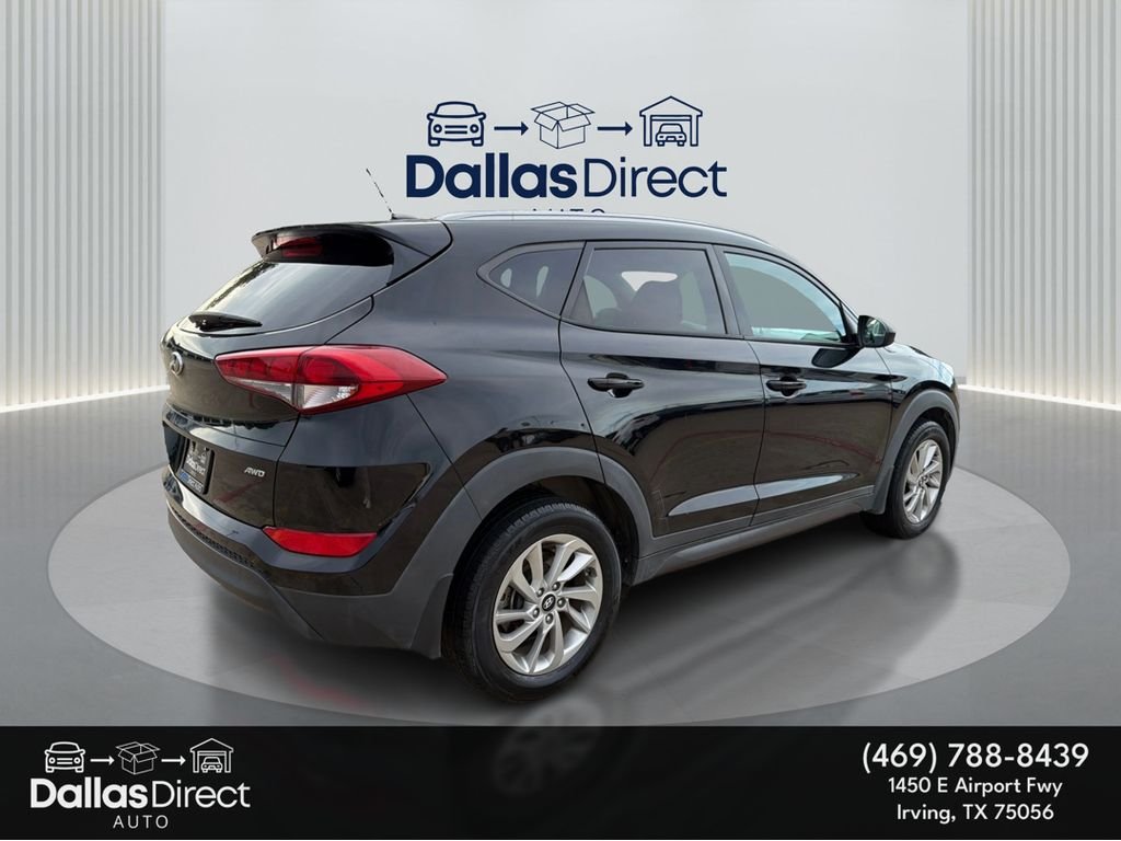 Used 2016 Ash Black Hyundai SE image 6