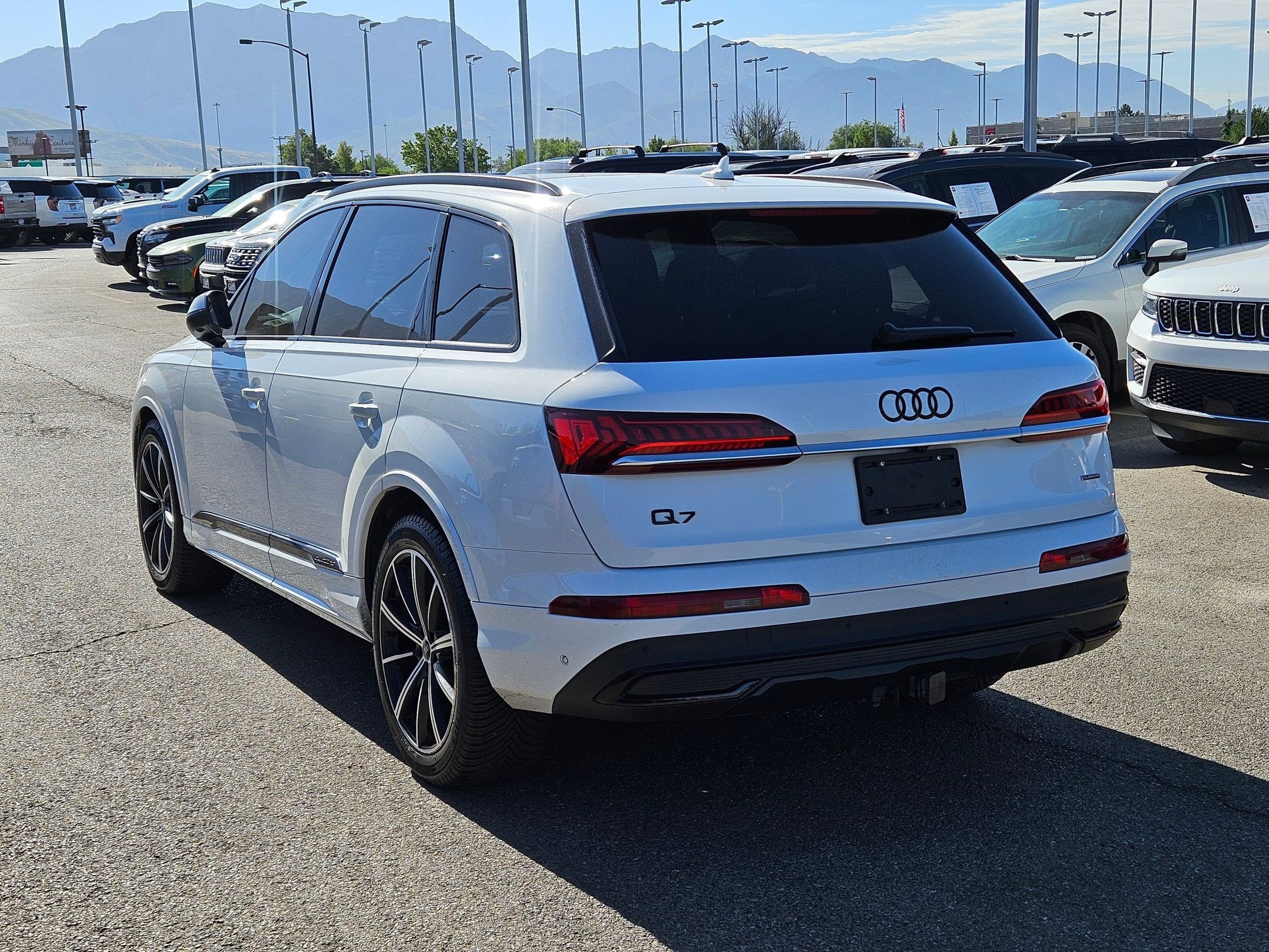 Used 2021 Glacier White Audi Prestige image 5
