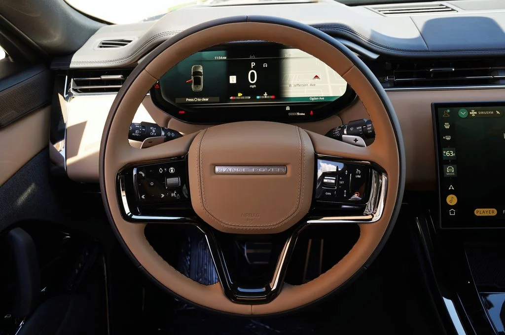 New 2026 Carpathian Grey Land Rover Dynamic SE image 17