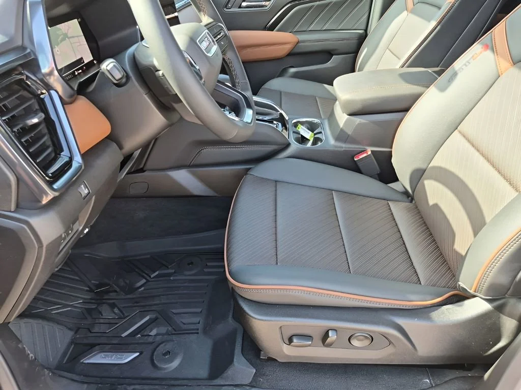 New 2026 Onyx Black GMC AT4 image 37