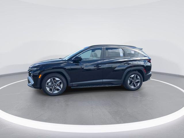 New 2026 Black Hyundai SEL FWD image 4