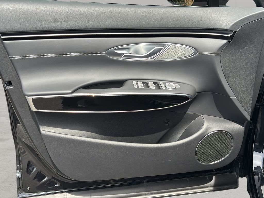 2026 GENESIS GV70 - Photo 11