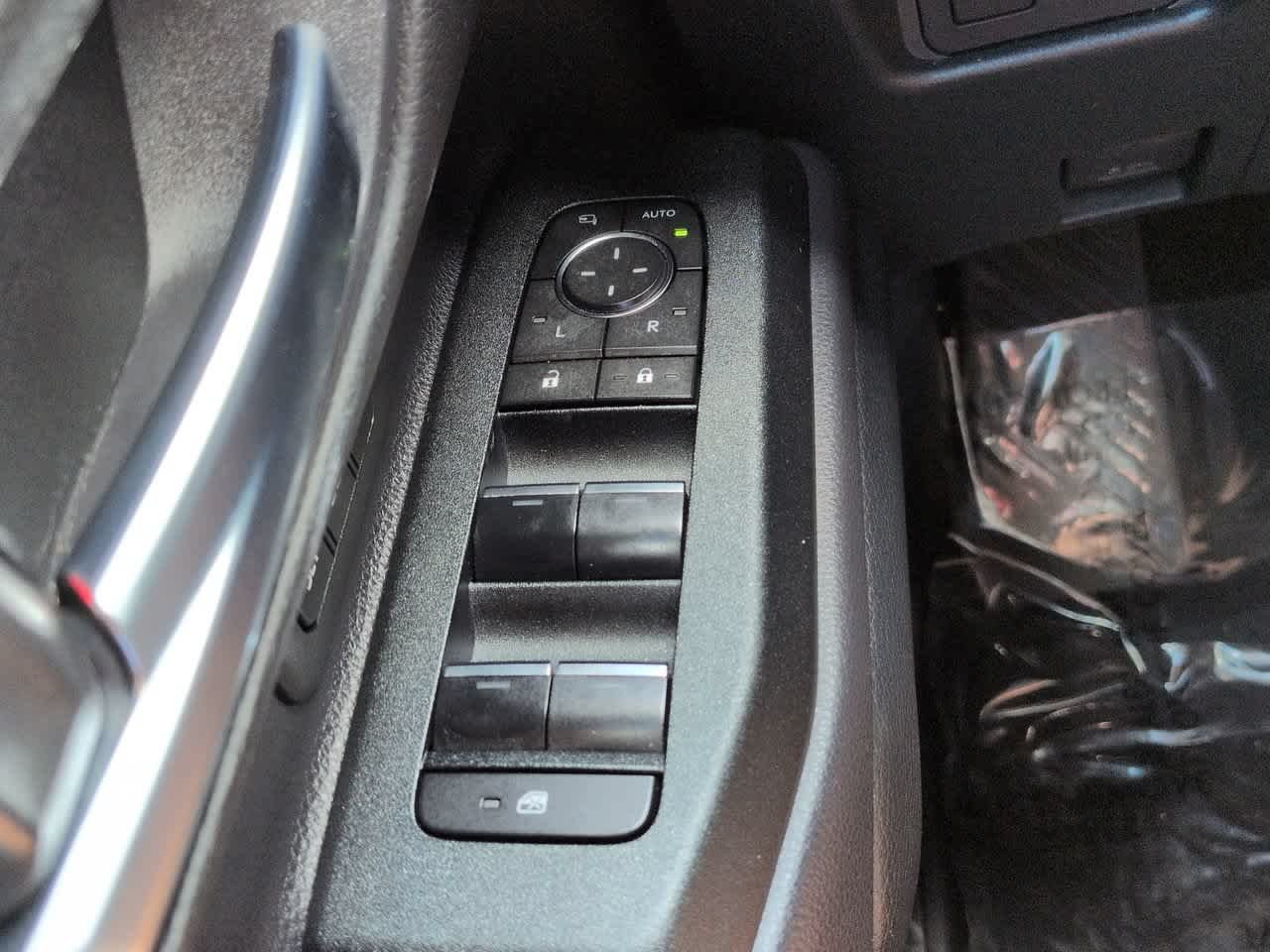 Certified Used 2025 Wind Chill Pearl Toyota  image 23