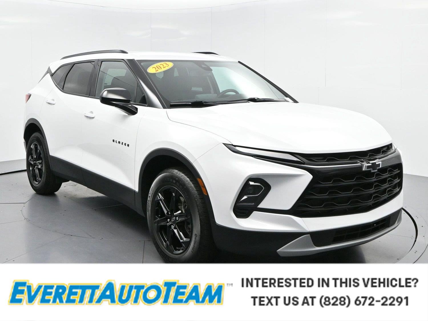 Used 2023 SUMMIT WHITE Chevrolet LT image 1
