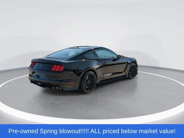 Used 2016 Black Ford Shelby GT350 image 8