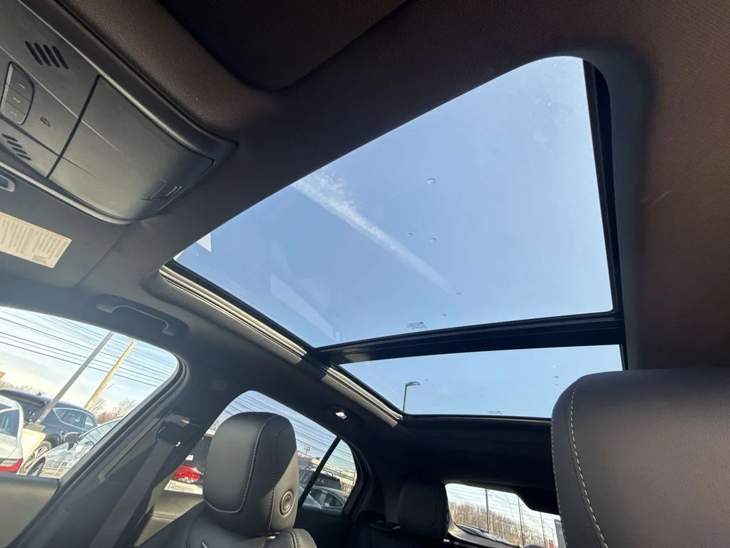 Used 2023 Blue Cadillac Luxury image 21