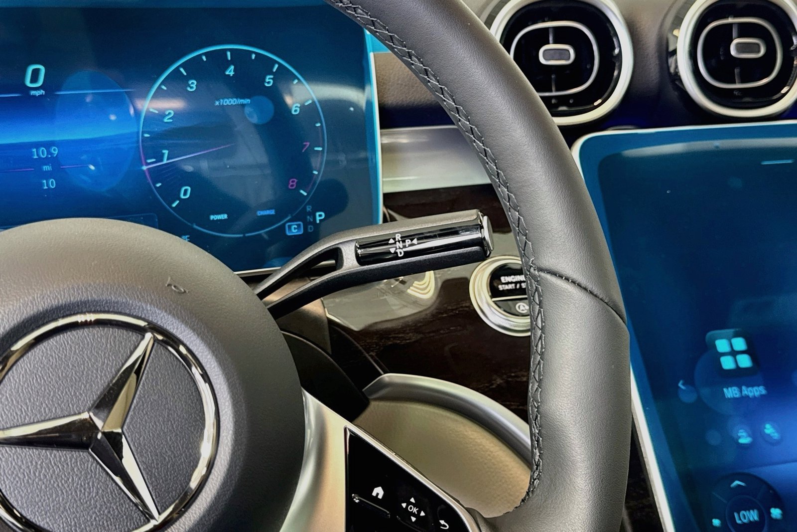 New 2026 Polar White Mercedes-Benz C 300 image 15