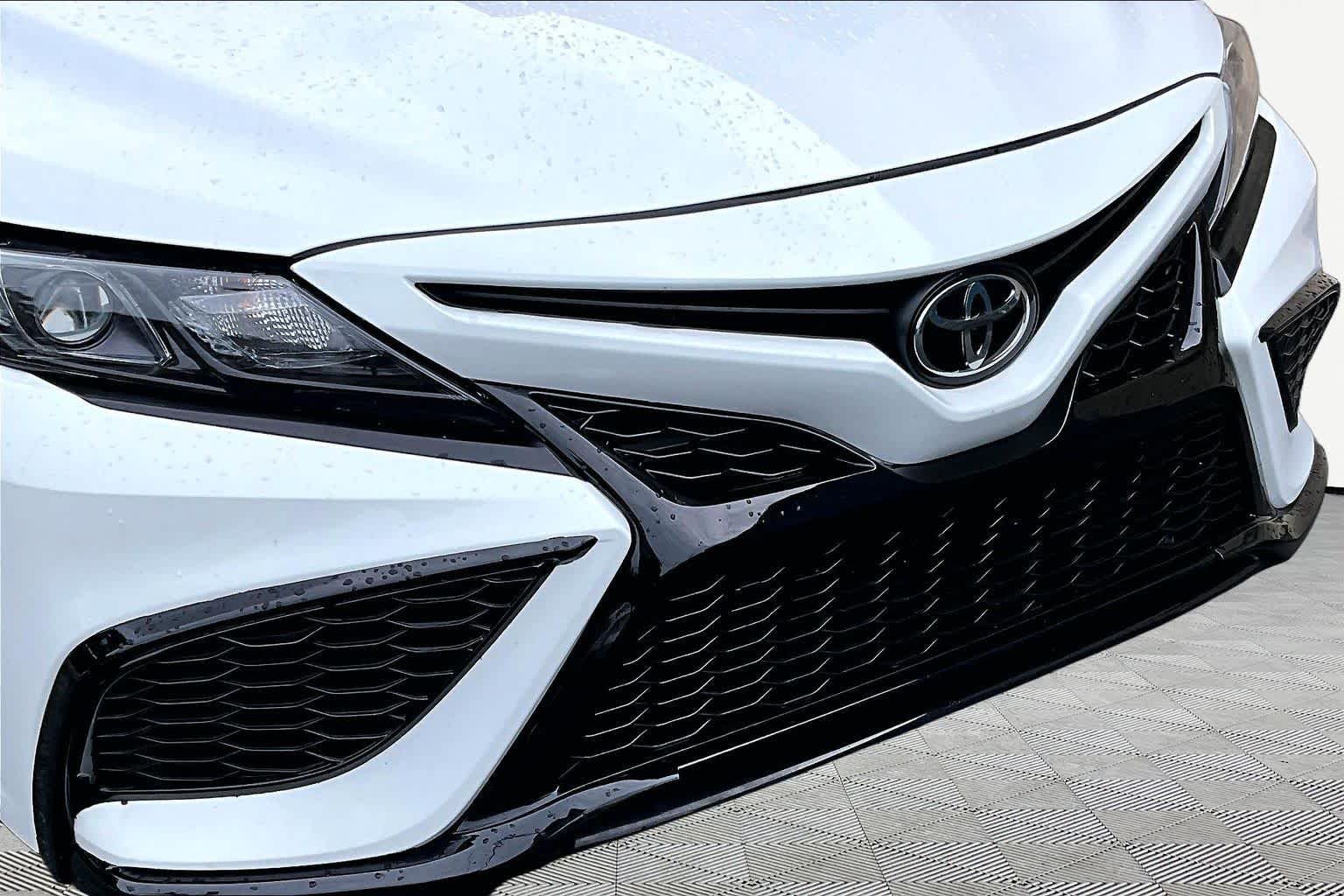 Certified Used 2024 Ice Cap Toyota SE image 30
