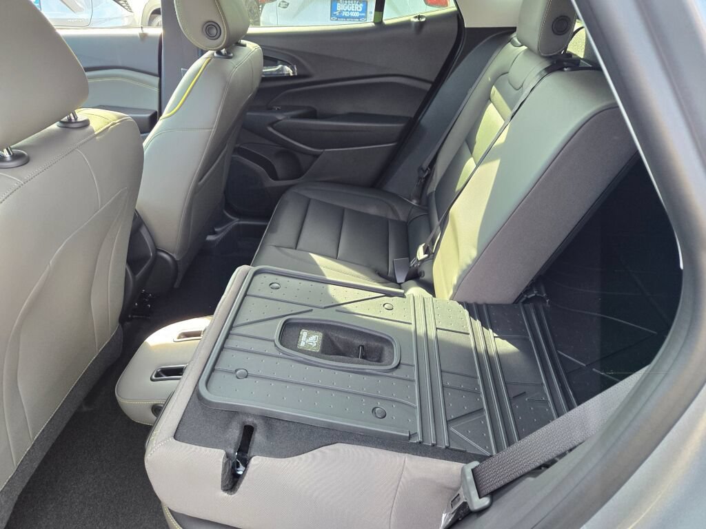 2026 Chevrolet Trax LT - Photo 14