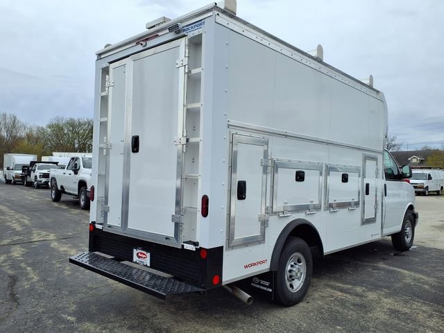 New 2026 Summit White Chevrolet 1WT image 5