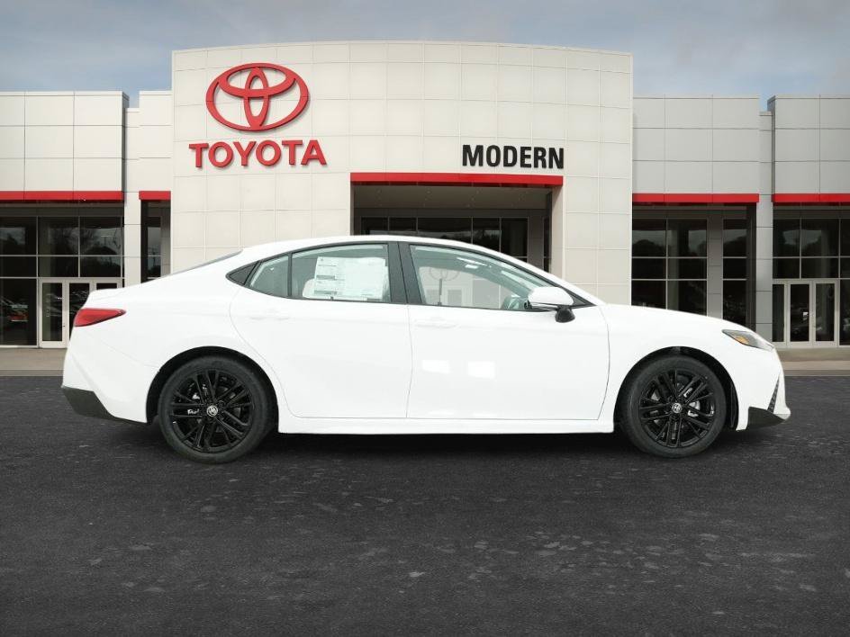 New 2026 Ice Cap Toyota SE image 13
