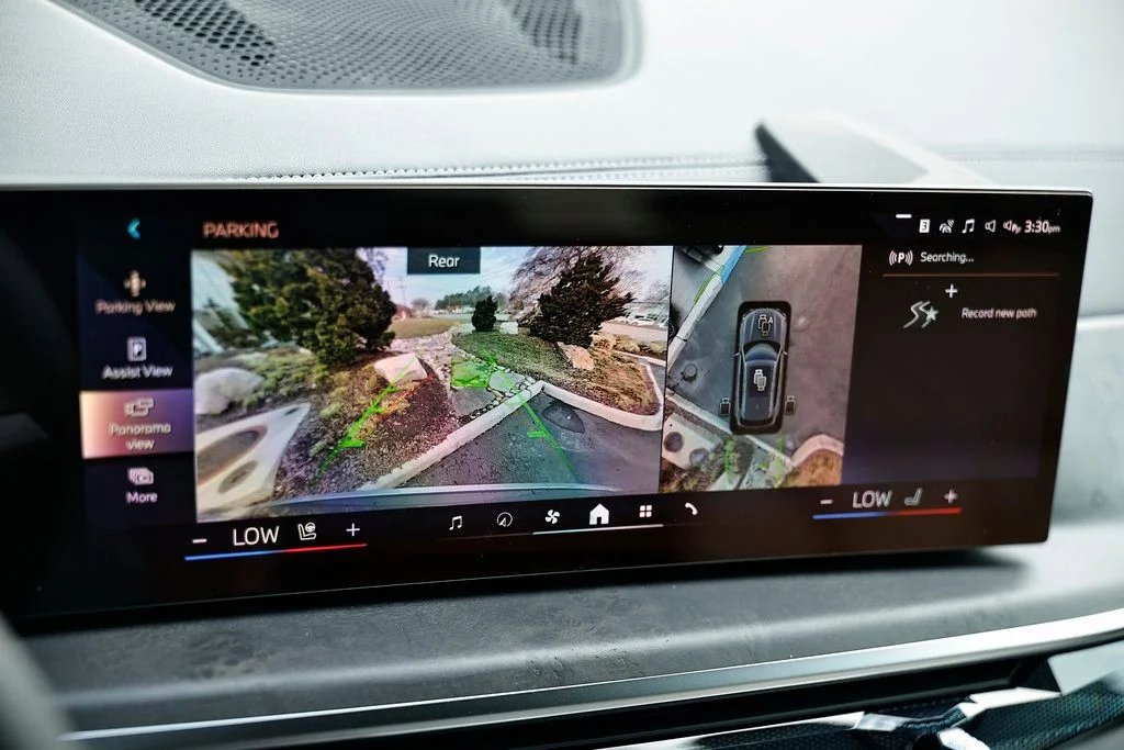 New 2026 Skyscraper Grey Metallic BMW xDrive40i image 37