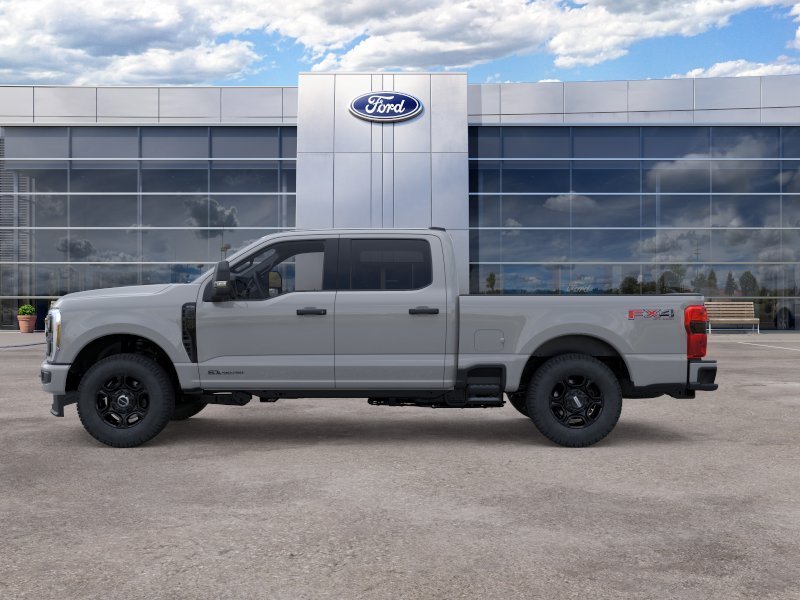 New 2026 Avalanche Ford F-350® XL image 3