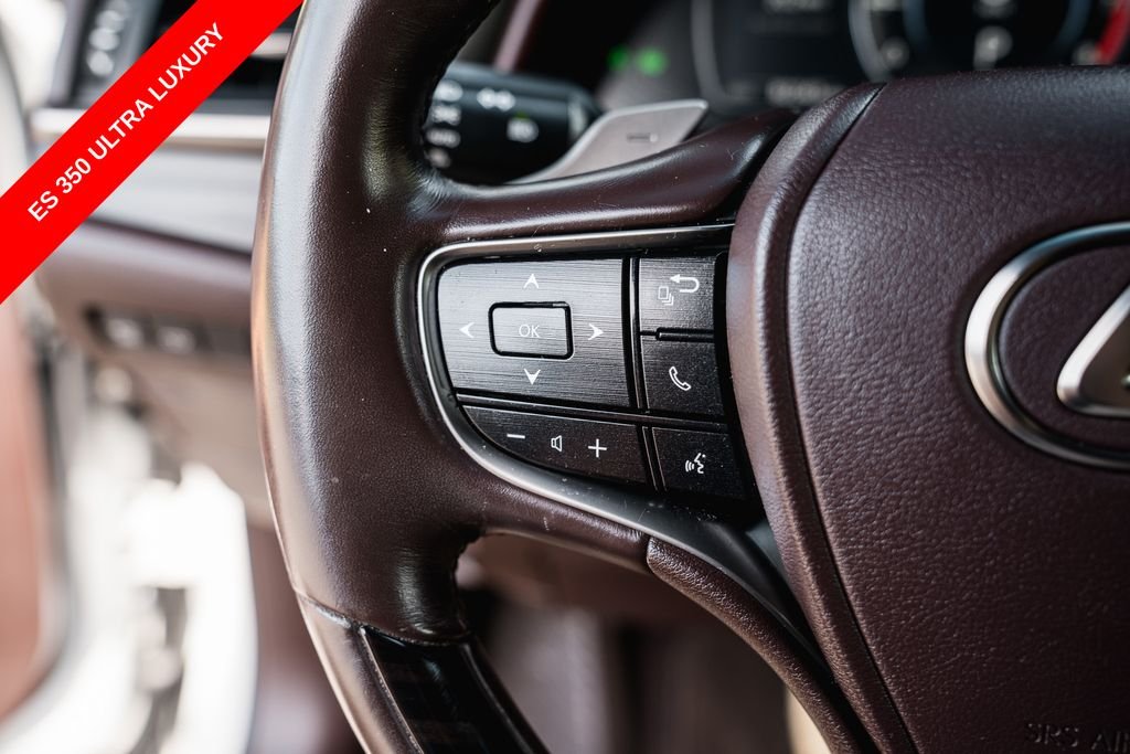 Used 2019 White Pearl Lexus 350 Ultra Luxury image 15