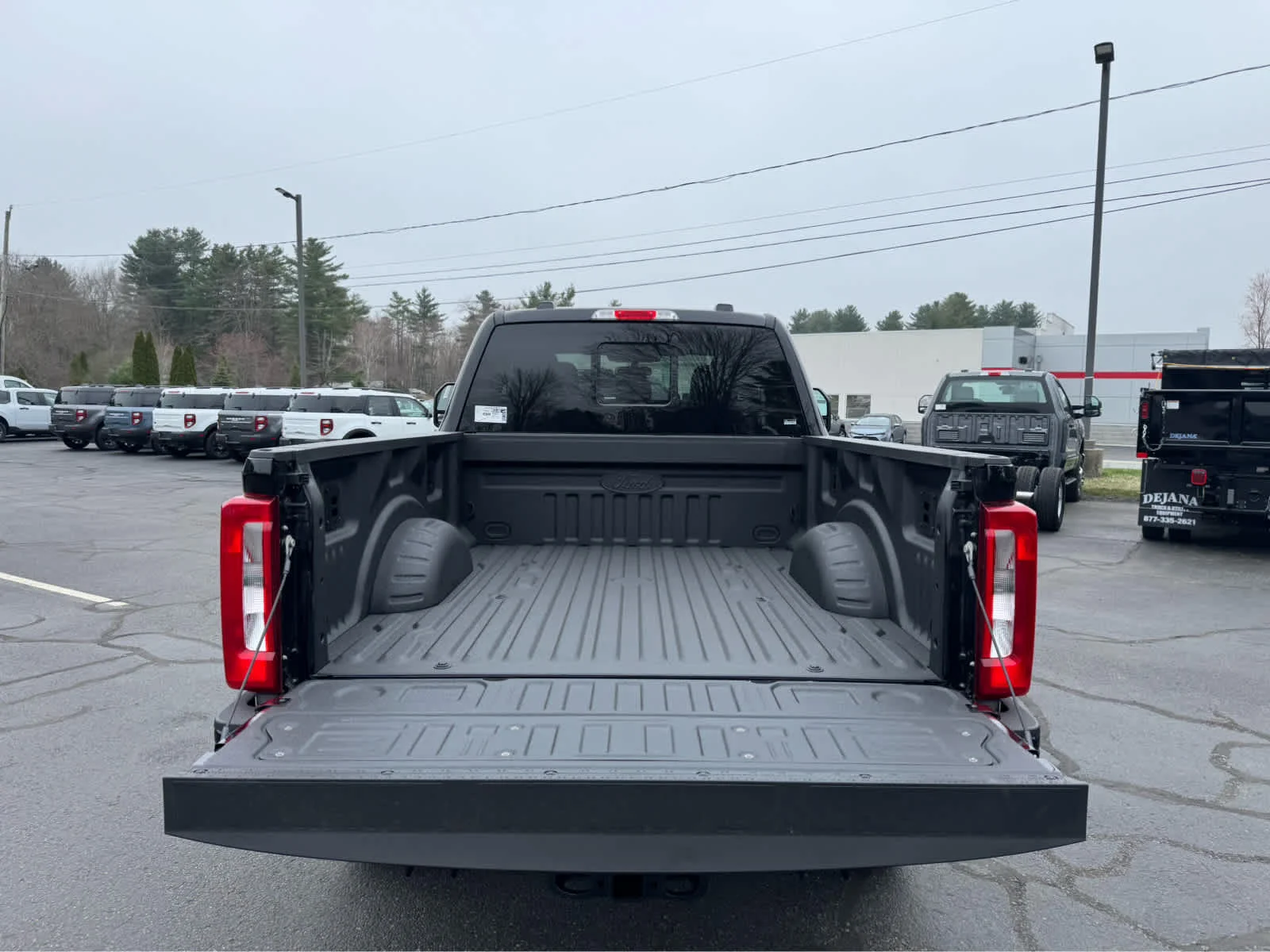 New 2026 Agate Black Metallic Ford XL image 5