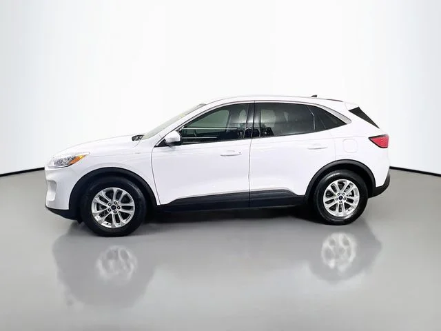 Used 2020 Oxford White Ford SE image 6