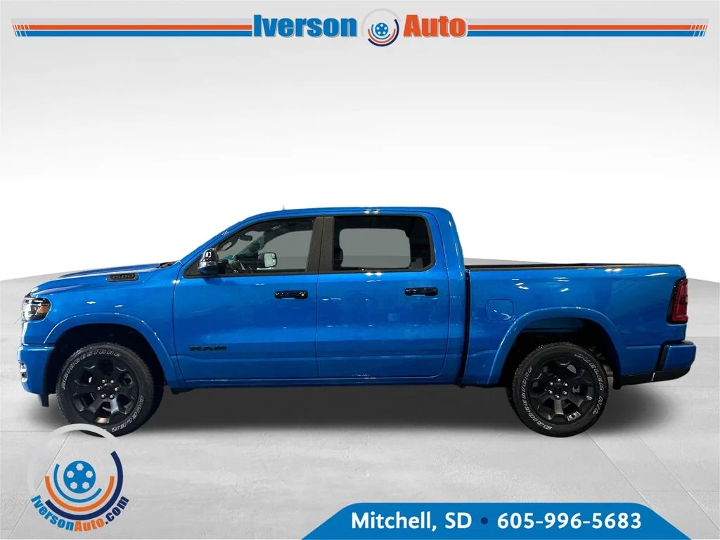 New 2026 Hydro Blue Pearl-Coat Exterior Paint RAM Big Horn/Lone Star image 4