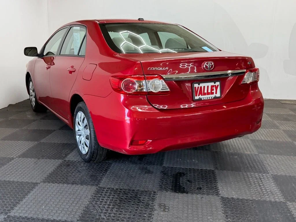 Used 2012 Barcelona Red Metallic Toyota LE image 3