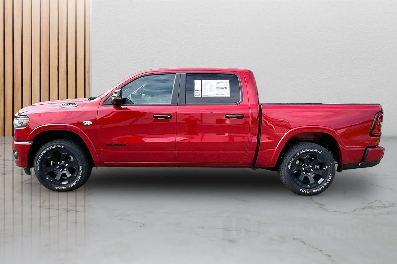 New 2026 Molten Red Pearl-Coat Exterior Paint RAM Big Horn/Lone Star image 6