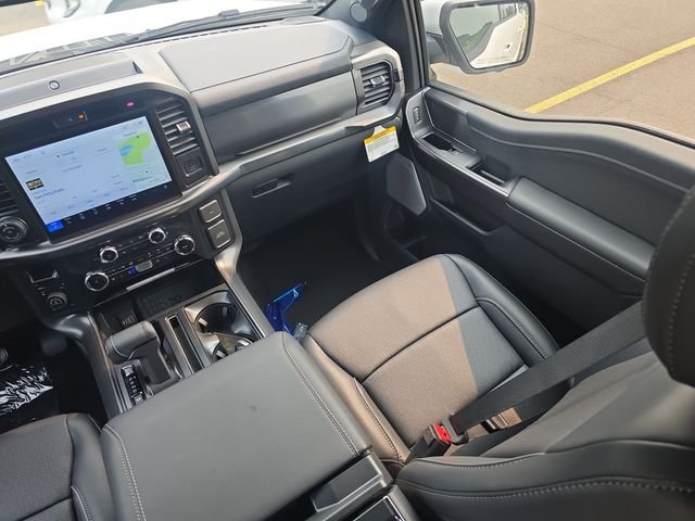 New 2026 Oxford White Ford Lariat® image 63