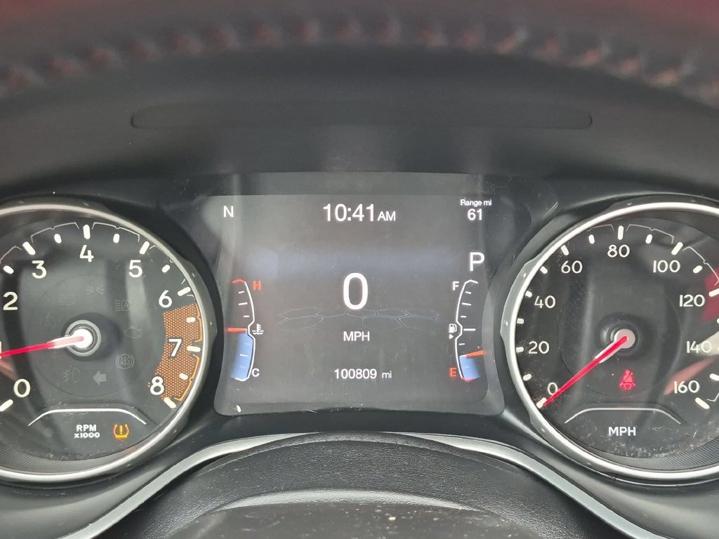 Used 2020 Gray Jeep Limited image 15