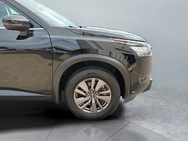 Used 2023 Black Nissan SV image 32