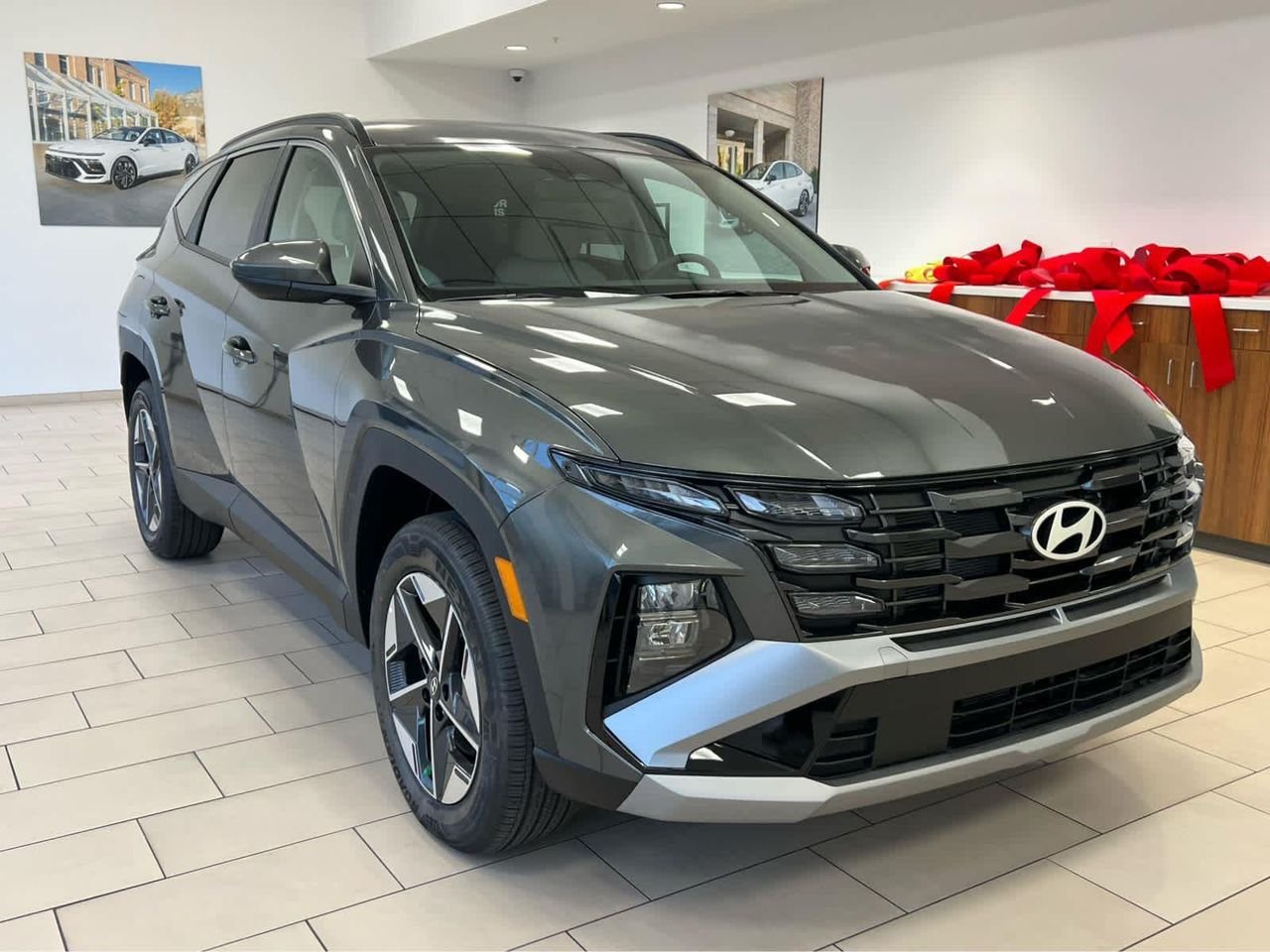 New 2026 Amazon Gray Hyundai SEL image 4