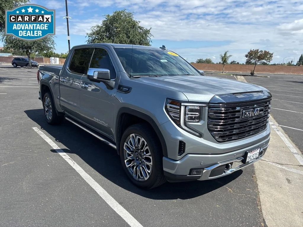 2024 GMC Sierra 4WD Crew Cab Short Box Denali Ultimate's photo